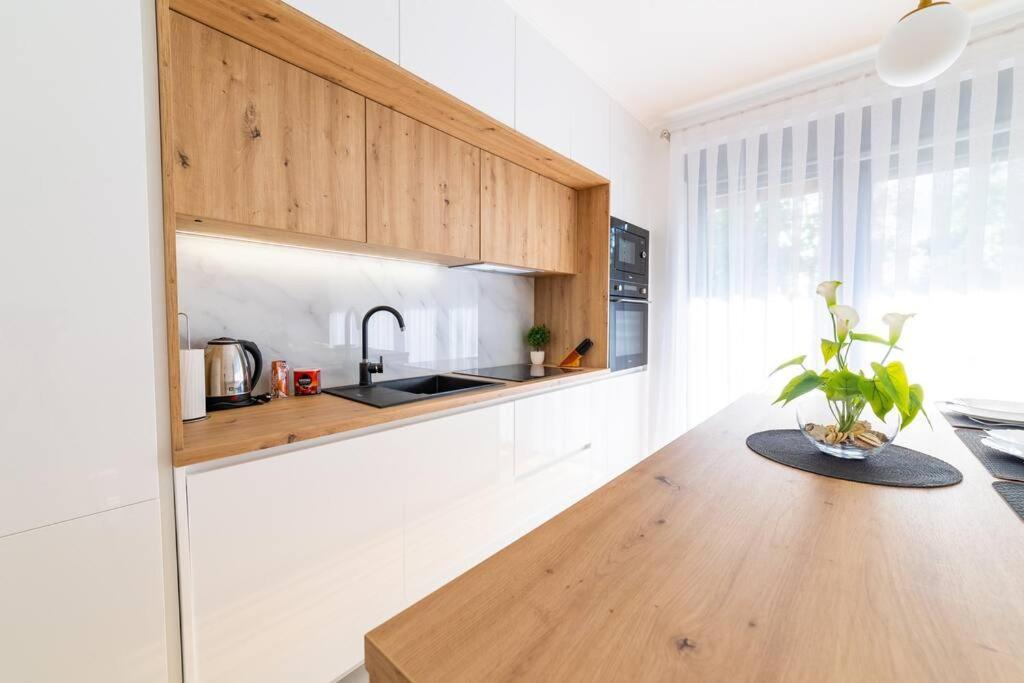 Apartman Lux Self Check-In فيروفيتيكا المظهر الخارجي الصورة