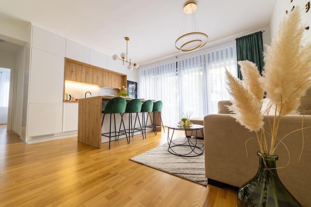 Apartman Lux Self Check-In فيروفيتيكا المظهر الخارجي الصورة