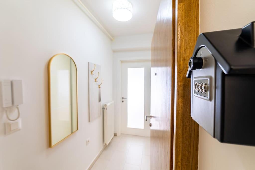 Apartman Lux Self Check-In فيروفيتيكا المظهر الخارجي الصورة
