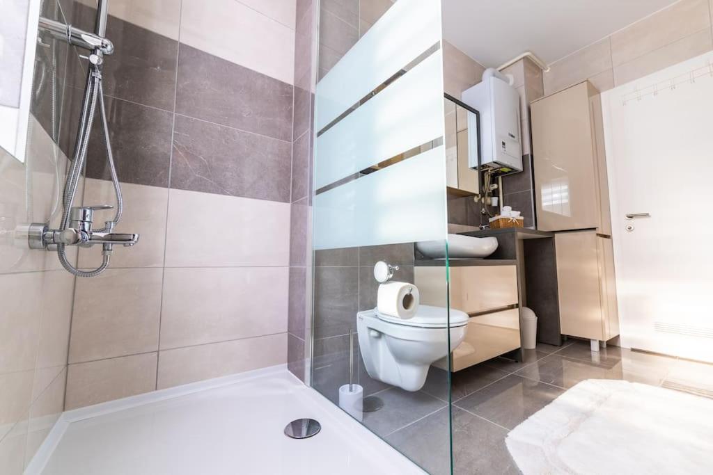 Apartman Lux Self Check-In فيروفيتيكا المظهر الخارجي الصورة
