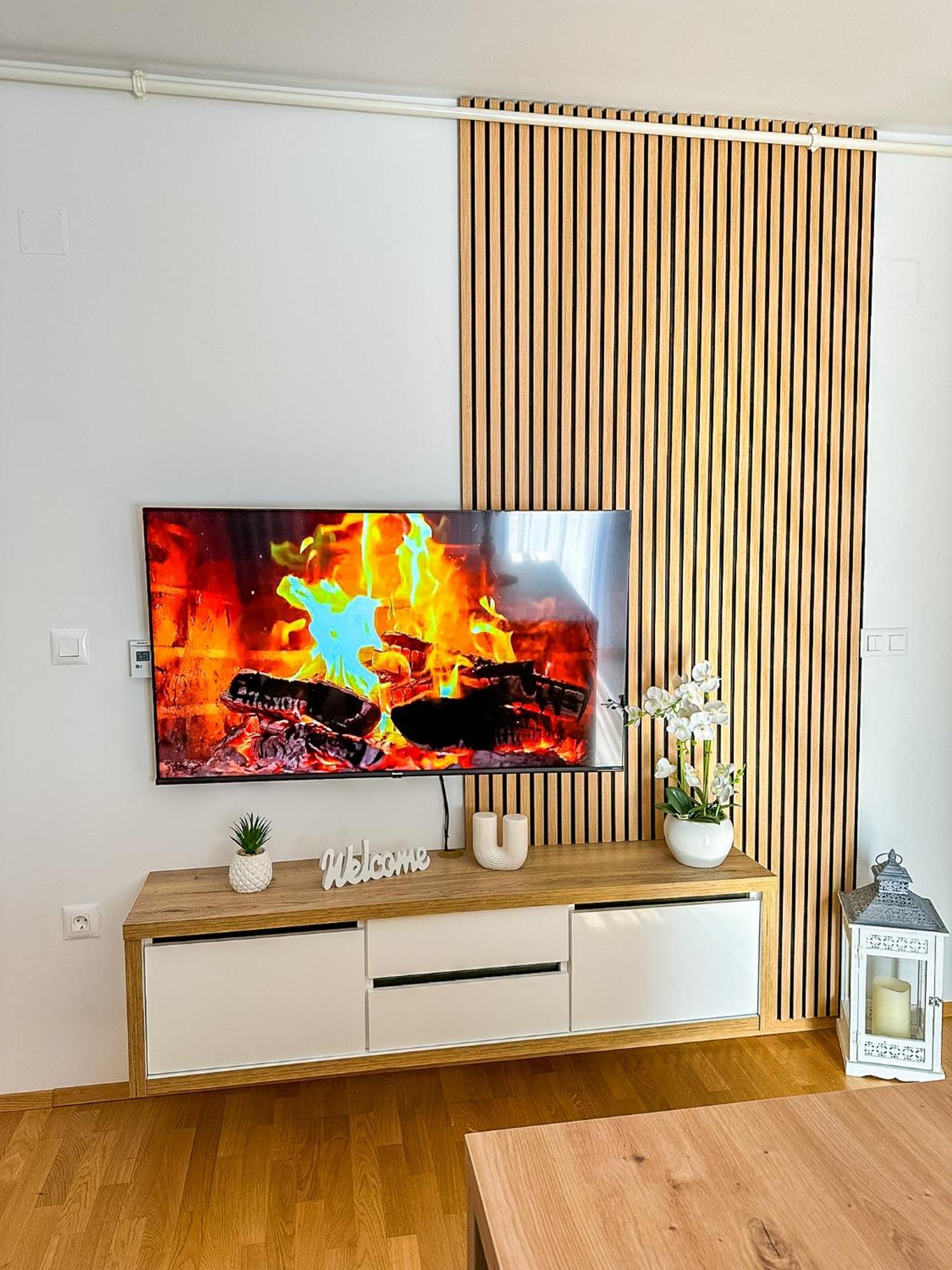 Apartman Lux Self Check-In فيروفيتيكا المظهر الخارجي الصورة